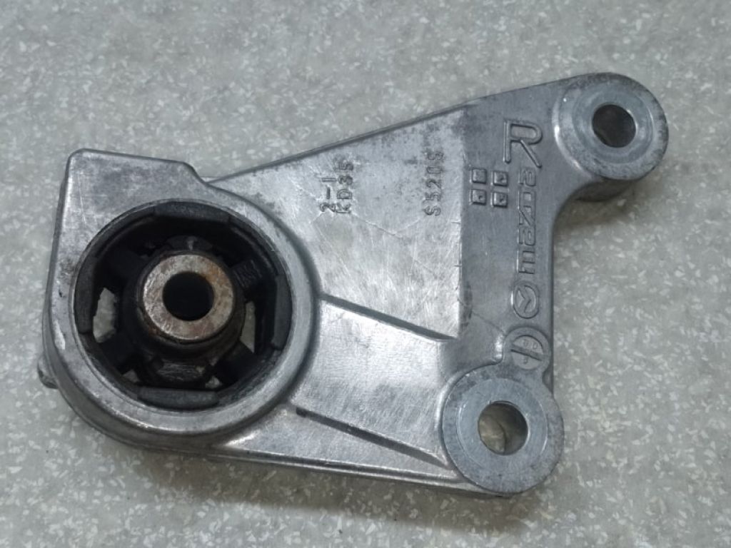 KD35-28-68XA | Подушка редуктора задн. прав. MAZDA CX-5 (KE) 11-17
