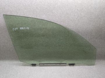 Стекло двери передн. прав. TOYOTA RAV4 05-12