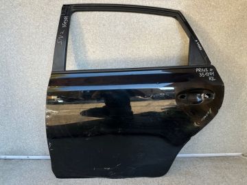 Двері задн. лів. TOYOTA PRIUS PLUS 11-14