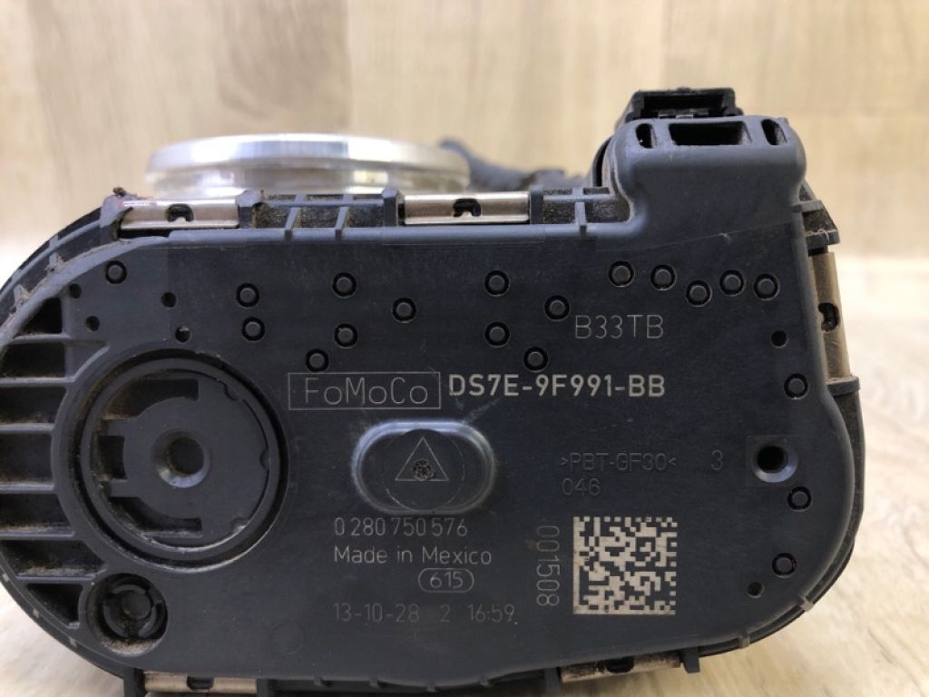 DS7Z-9E926-C | Дросельна заслінка FORD FOCUS 10-18 - Фото 8