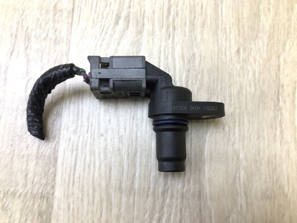 AS7Z-6B288-D | Датчик положення распредвала FORD FOCUS 10-18