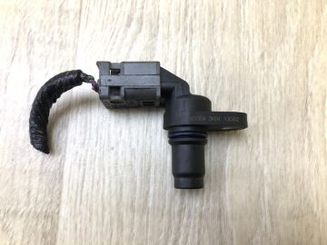 Датчик положення распредвала FORD FOCUS 10-18