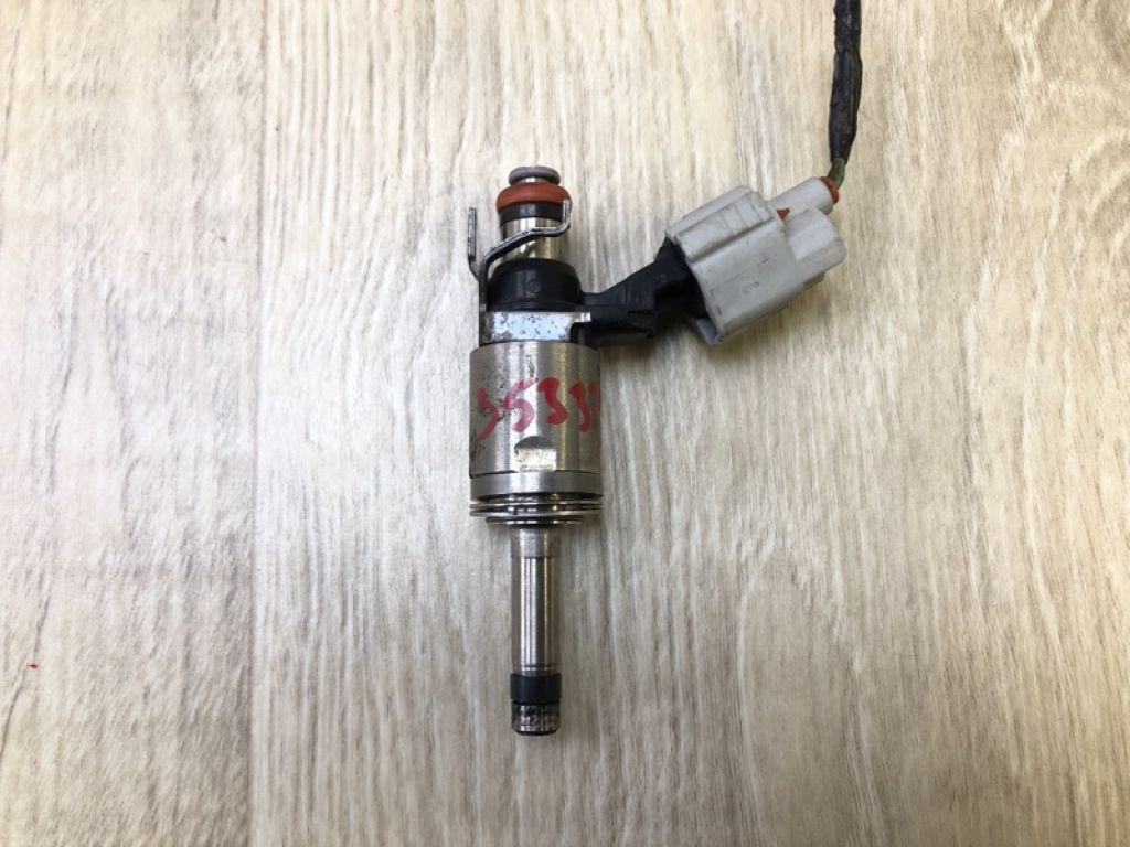 CP9Z-9F593-B | Форсунка паливна FORD FOCUS 10-18