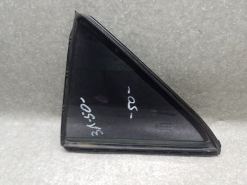 Стекло двери глухое задн. лев. TOYOTA CAMRY 50 12-15