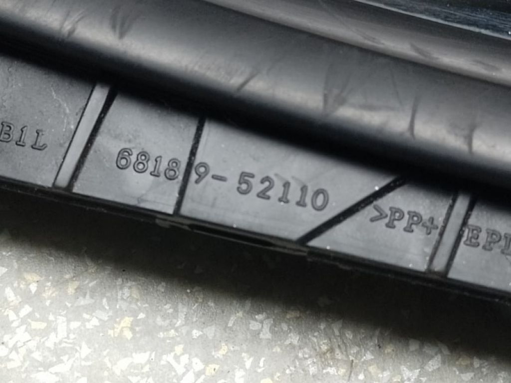 68124-52190 | Стекло двери глухое задн. лев. TOYOTA PRIUS C/AQUA 11-14 - Фото 3