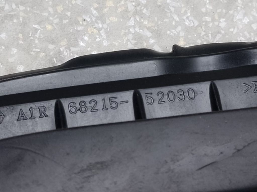 68125-52070 | Скло дверей глухе передн. прав. TOYOTA PRIUS C/AQUA 11-14 - Фото 2