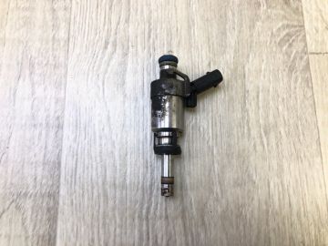 Форсунка паливна VOLKSWAGEN TIGUAN 08-17