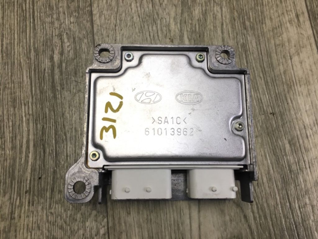 95910 A7300 | Блок керування AIRBAG KIA FORTE YD 12- - Фото 2