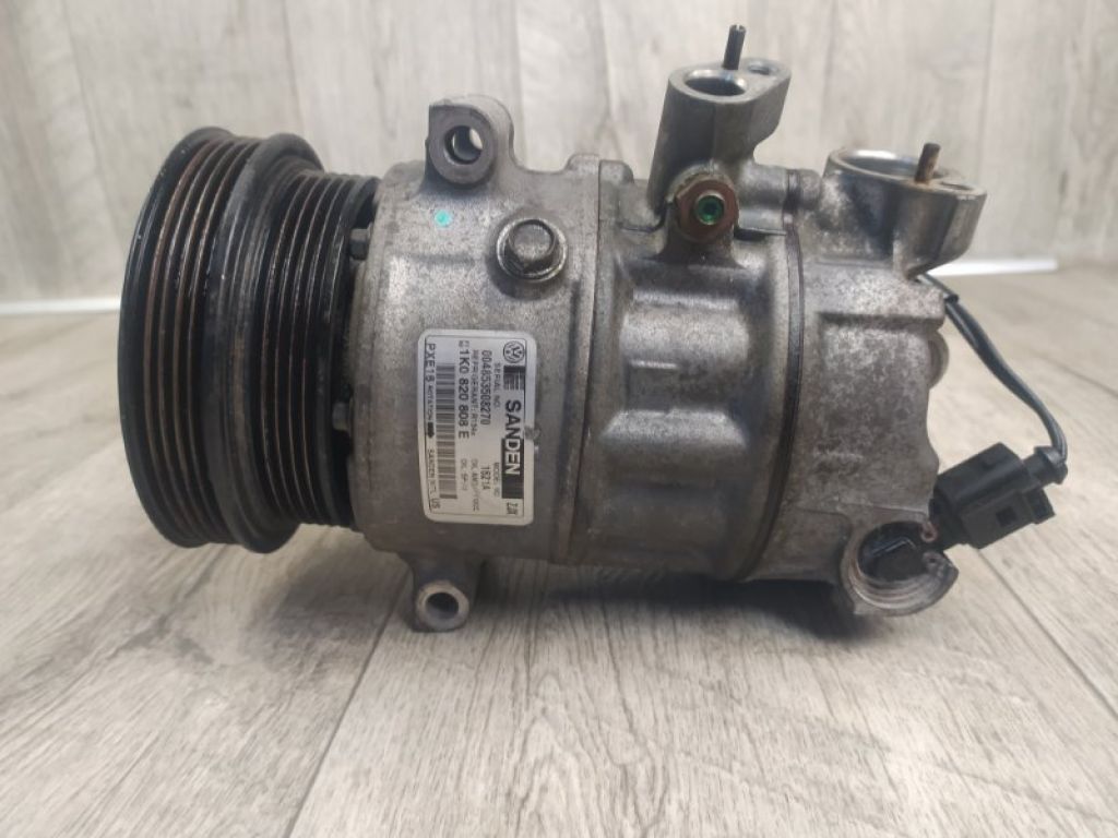 1K0 820 808 G | Компрессор кондиционера VOLKSWAGEN JETTA USA 10-17 - Фото 4