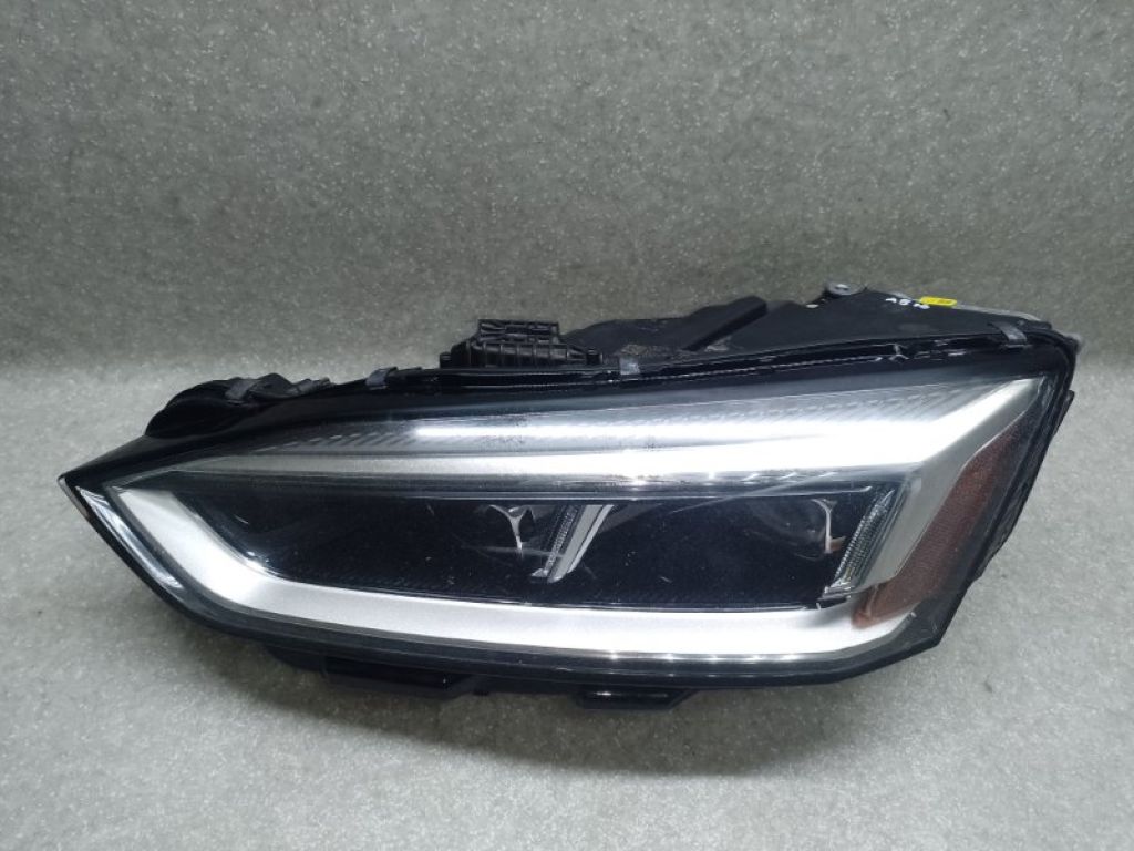 8W6 941 033 F | Фара лев. AUDI A5 17-