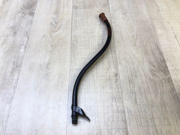 Направляюча олійного щупа VOLKSWAGEN JETTA USA 10-17 Направляюча олійного щупа VOLKSWAGEN JETTA USA 10-17