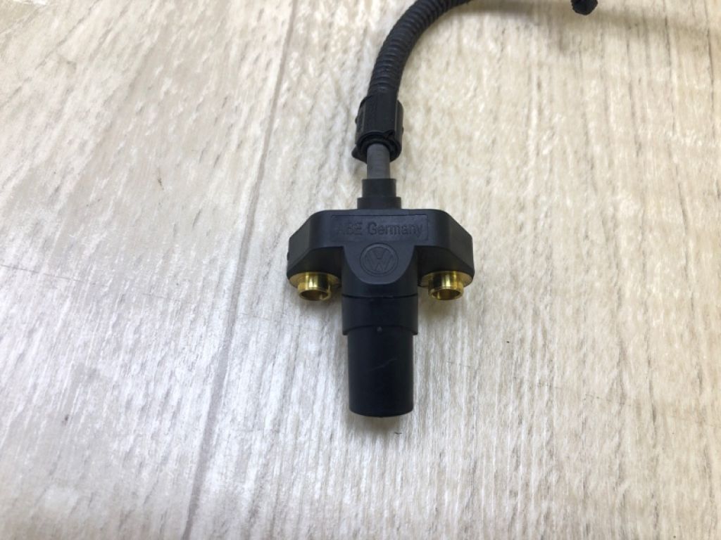 07K 906 433 B | Датчик положення колінвалу VOLKSWAGEN JETTA USA 10-17 - Фото 2