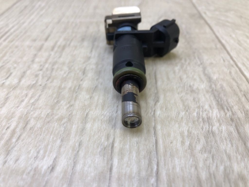 07K 906 031 C | Форсунка топливная VOLKSWAGEN JETTA USA 10-17 - Фото 3