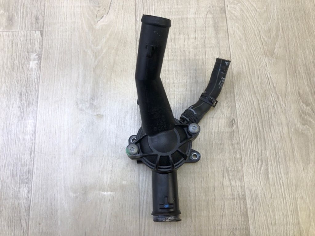 07K 121 115 C | Корпус термостату VOLKSWAGEN JETTA USA 10-17 - Фото 3