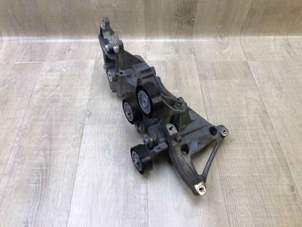 07K 903 141 B | Кронтейн генератора VOLKSWAGEN JETTA USA 10-17