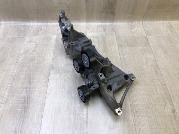 Кронтейн генератора VOLKSWAGEN JETTA USA 10-17