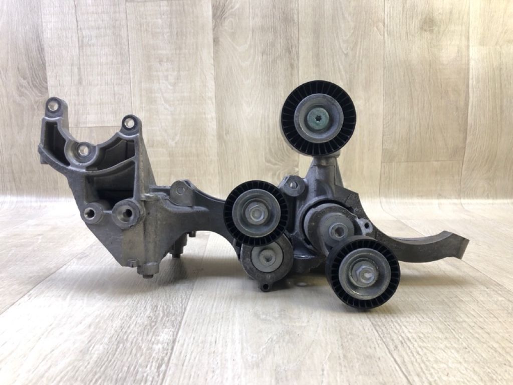 07K 903 141 B | Кронтейн генератора VOLKSWAGEN JETTA USA 10-17 - Фото 2