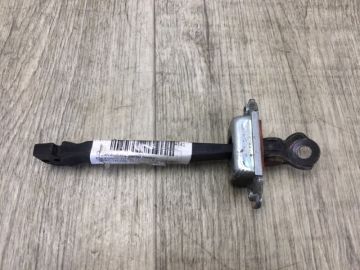 Обмежувач дверей передн. KIA FORTE/CERATO TD 08-13