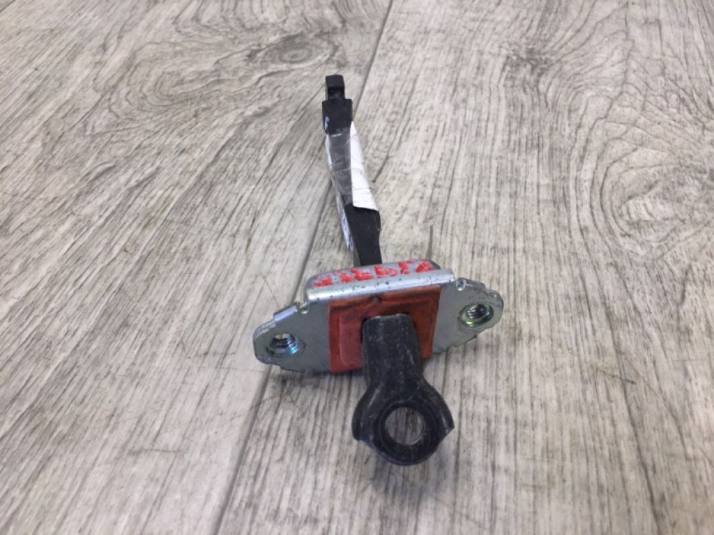 79380-1M200 | Обмежувач дверей передн. KIA FORTE/CERATO TD 08-13 - Фото 3