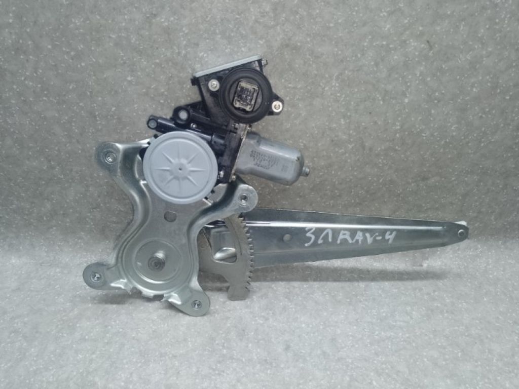69804-42040 | Склопідйомник задн. лів. TOYOTA RAV4 05-12