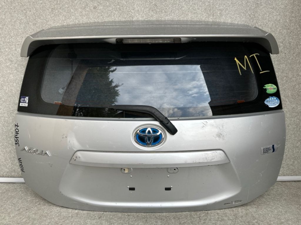 67005-52D00 | Крышка багажника TOYOTA PRIUS C/AQUA 11-14