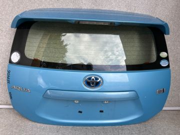 Крышка багажника TOYOTA PRIUS C/AQUA 11-14
