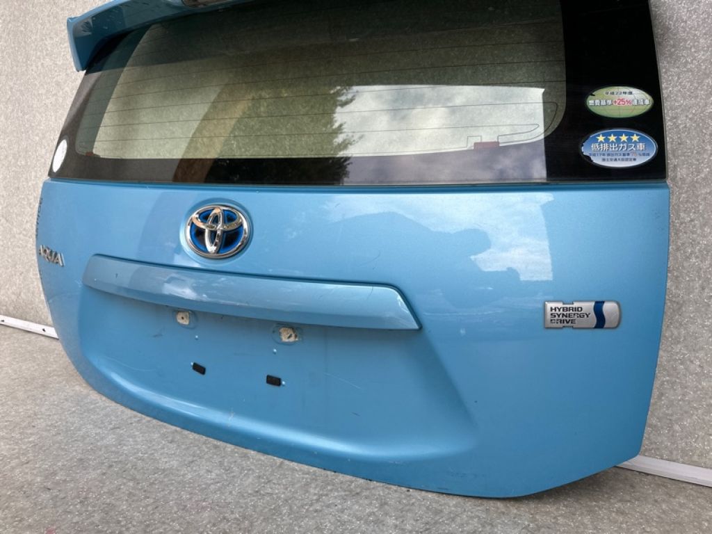 67005-52D20 | Крышка багажника TOYOTA PRIUS C/AQUA 11-14 - Фото 5