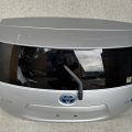 67005-52D00 | Крышка багажника TOYOTA PRIUS C/AQUA 11-14 - Превью 3