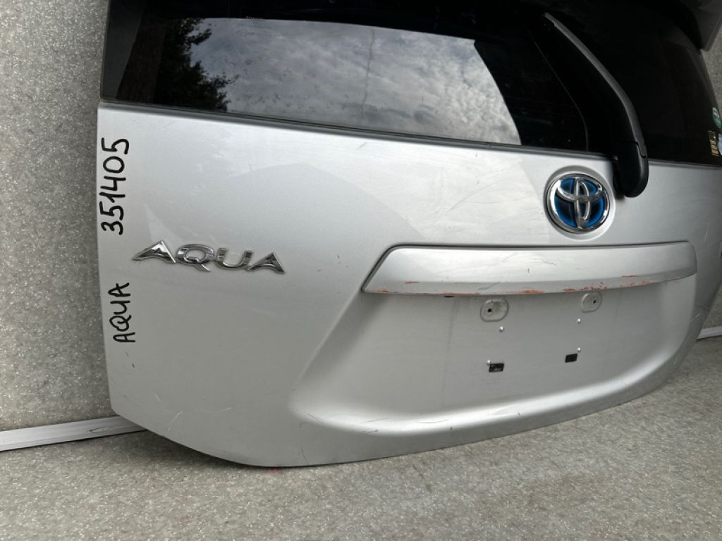 67005-52D00 | Крышка багажника TOYOTA PRIUS C/AQUA 11-14 - Фото 4