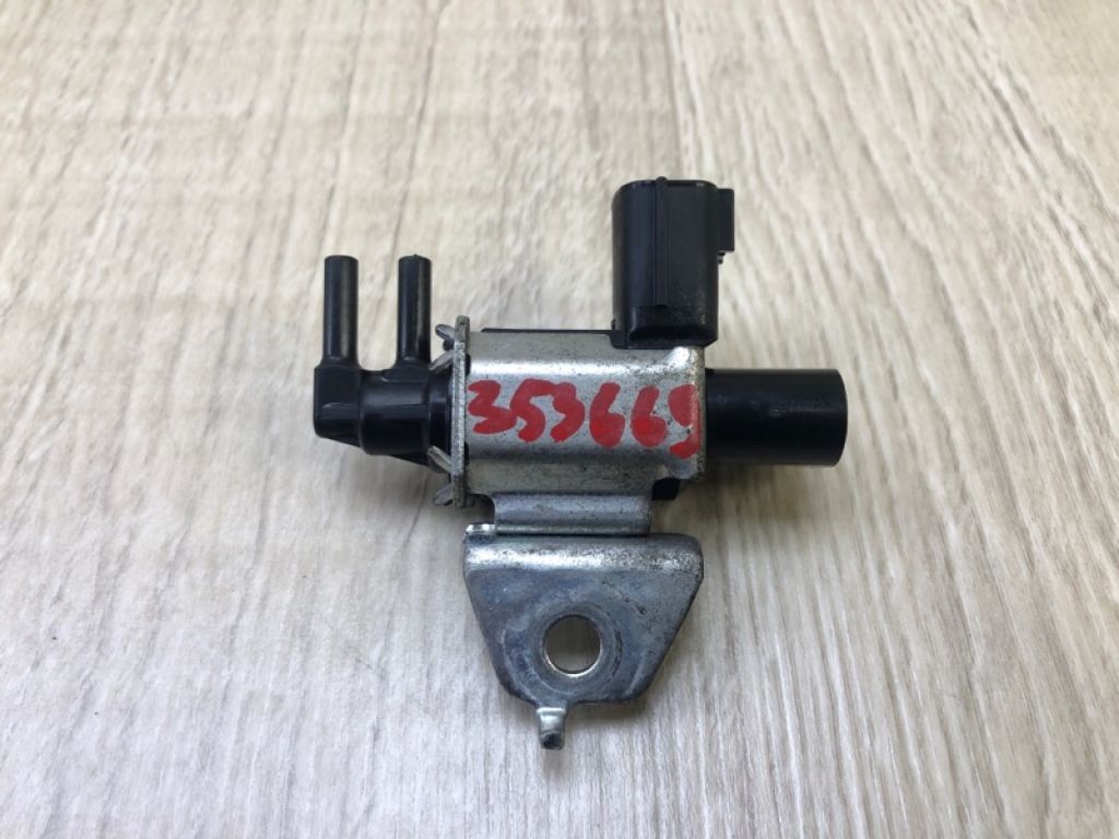 14955-8J10A | Клапан электромагнитный (вакуумный) NISSAN PATHFINDER R52 12-21