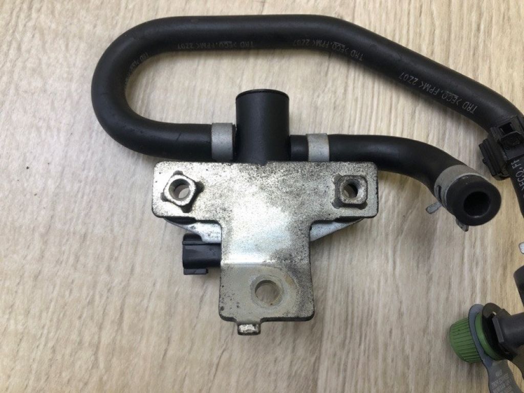 14930-JA10A | Клапан електромагнітний (вакуумний) NISSAN PATHFINDER R52 12-21 - Фото 3