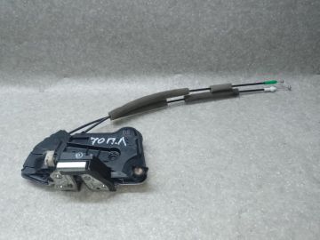 Замок двері передн. лів. TOYOTA CAMRY 70 17-