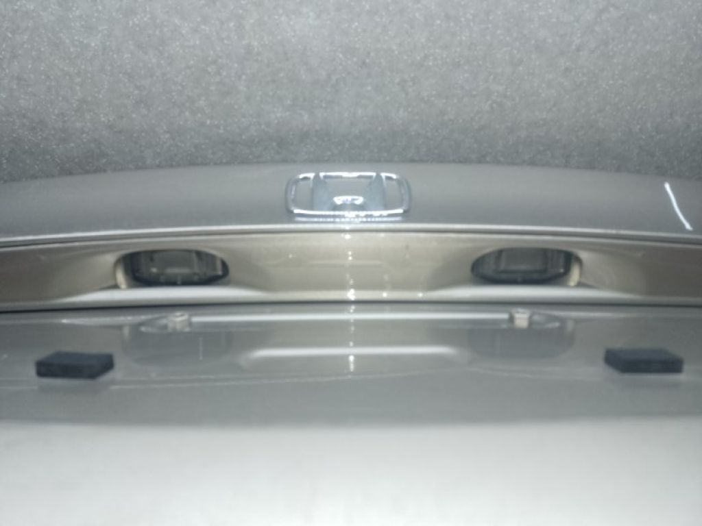 68500-SNK-G00ZZ | Крышка багажника HONDA CIVIC 4D 06-11 - Фото 6