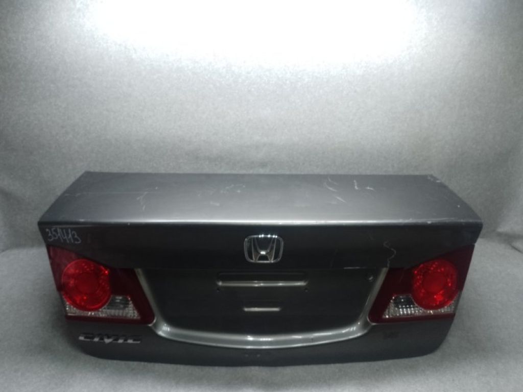 68500-SNK-G00ZZ | Крышка багажника HONDA CIVIC 4D 06-11 - Фото 2