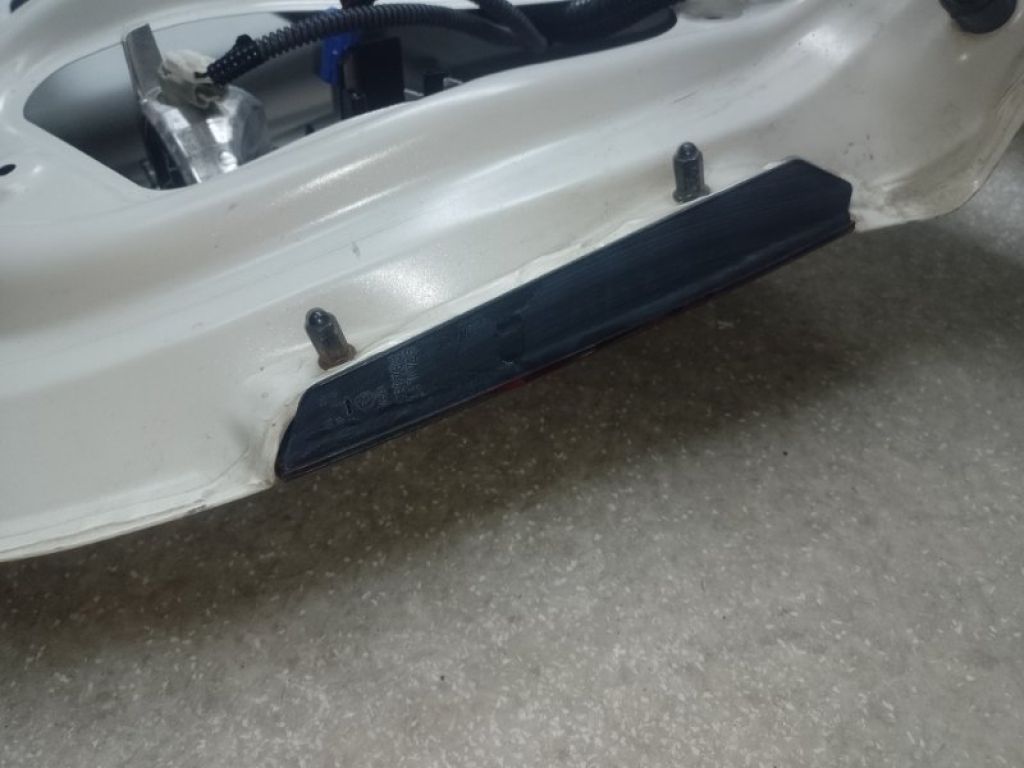68500-SND-G10ZZ | Крышка багажника HONDA CIVIC 4D 06-11 - Фото 5