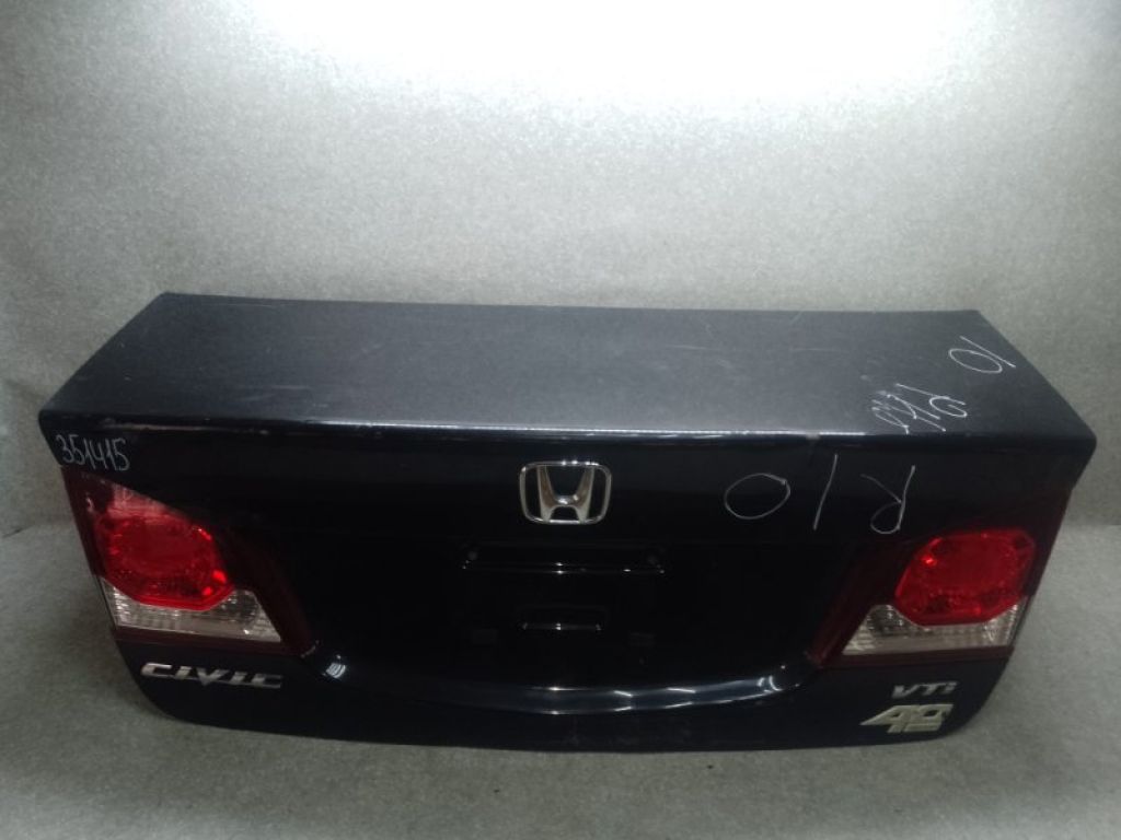 68500-SND-G10ZZ | Крышка багажника HONDA CIVIC 4D 06-11 - Фото 2