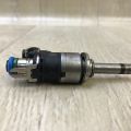 DS7Z-9F593-DA | Форсунка топливная FORD ESCAPE 12-19 - Превью 2