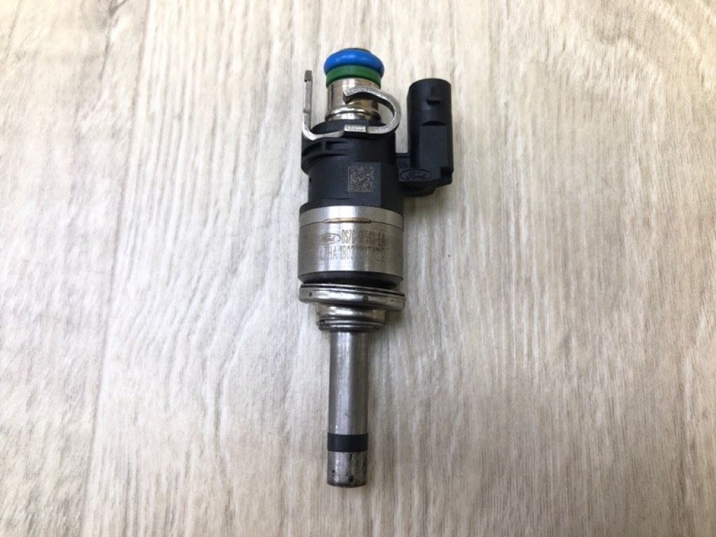 DS7Z-9F593-DA | Форсунка паливна FORD ESCAPE 12-19