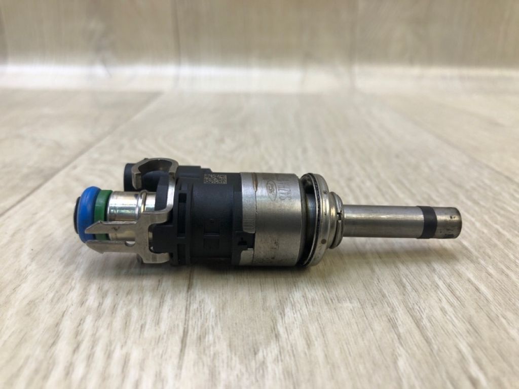 DS7Z-9F593-DA | Форсунка паливна FORD ESCAPE 12-19 - Фото 2