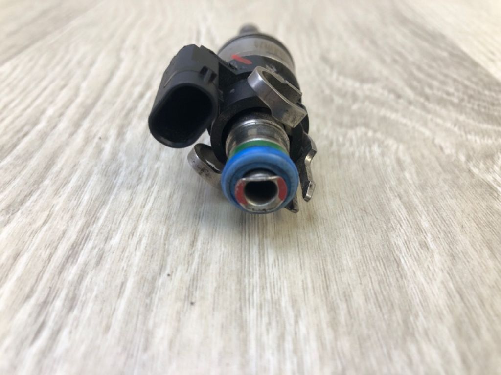 DS7Z-9F593-DA | Форсунка топливная FORD ESCAPE 12-19 - Фото 7