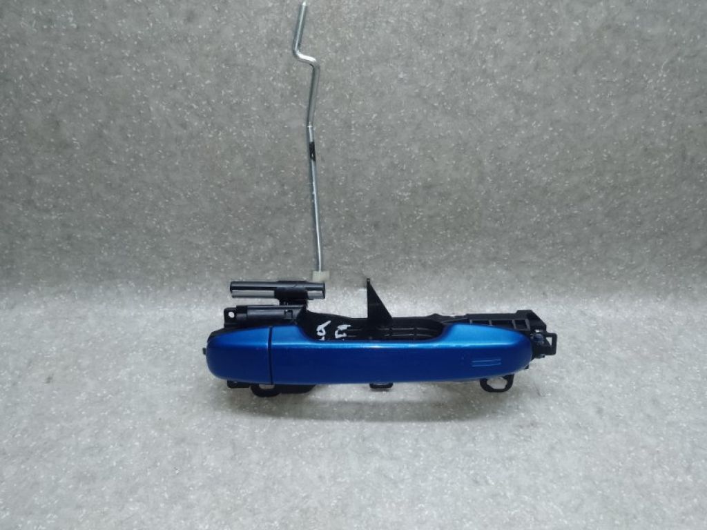 69211-52100-J5 | Ручка двері зовнішня передн. прав. TOYOTA PRIUS C/AQUA 11-14