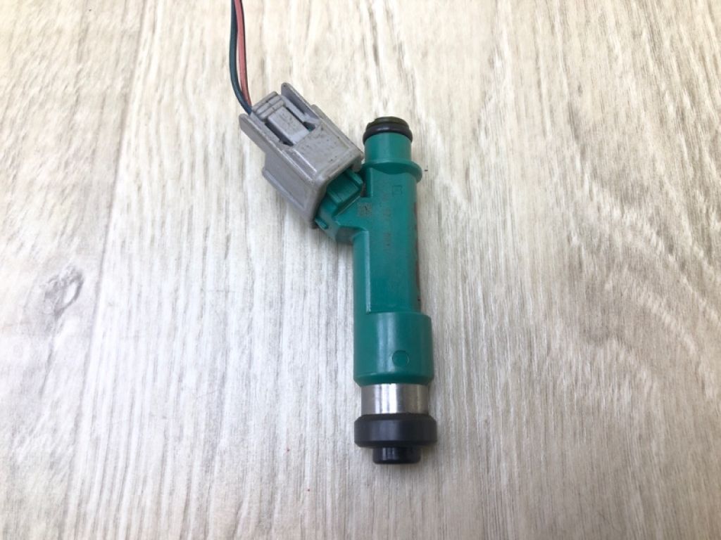 15710-78K00 | Форсунка паливна SUZUKI GRAND VITARA 05-15