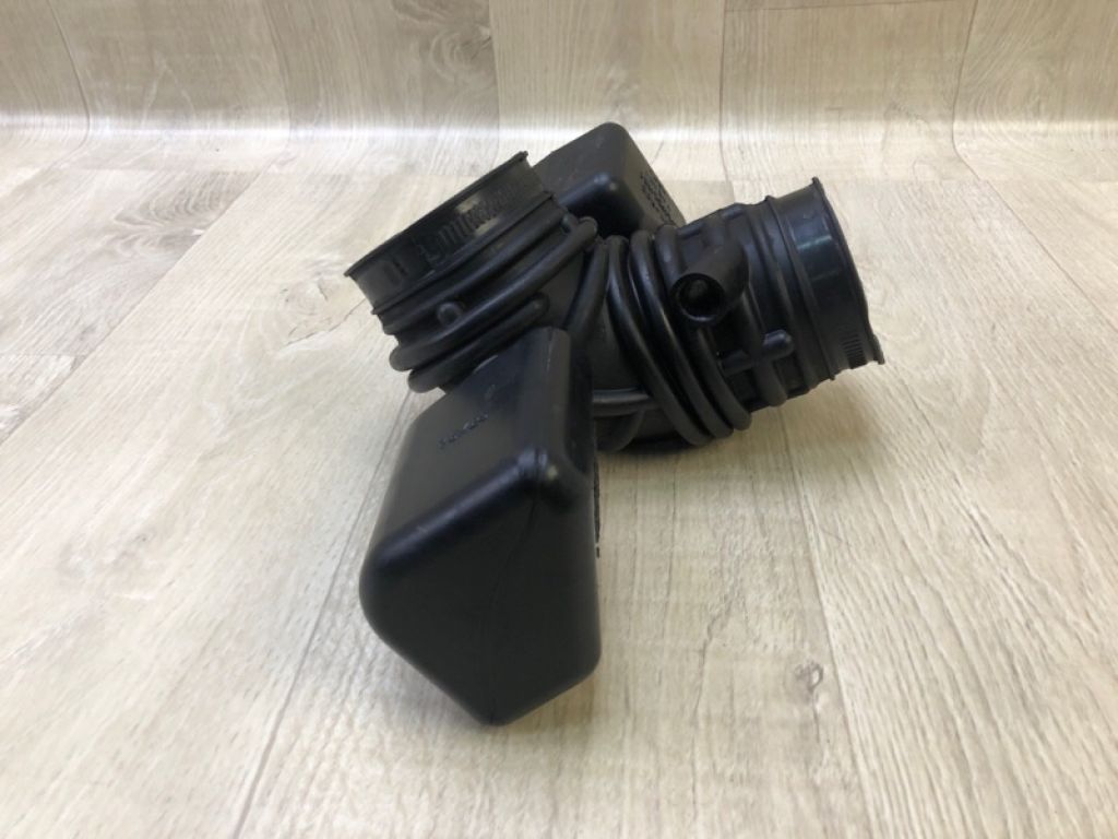 13881-78K00 | Патрубок воздушного фильтра SUZUKI GRAND VITARA 05-15 - Фото 4