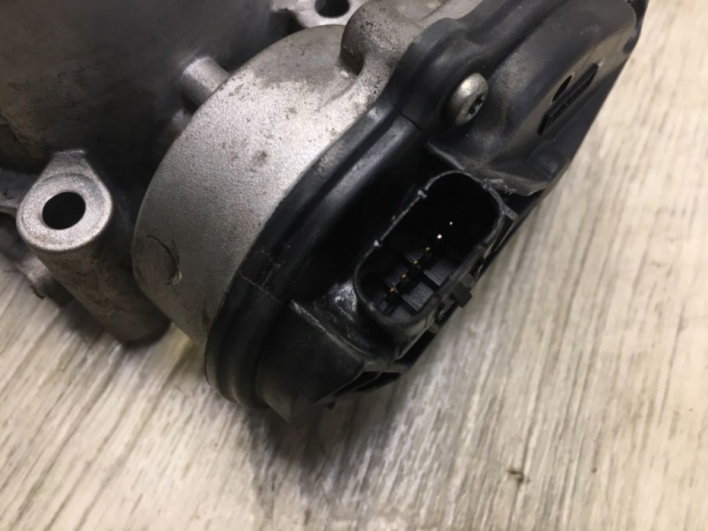 AT4Z-9E926-B | Дроссельная заслонка FORD MUSTANG 15- - Фото 6