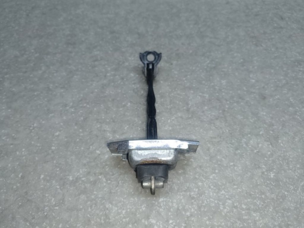 68610-06091 | Обмежувач дверей передн. TOYOTA CAMRY 50 12-15 - Фото 2