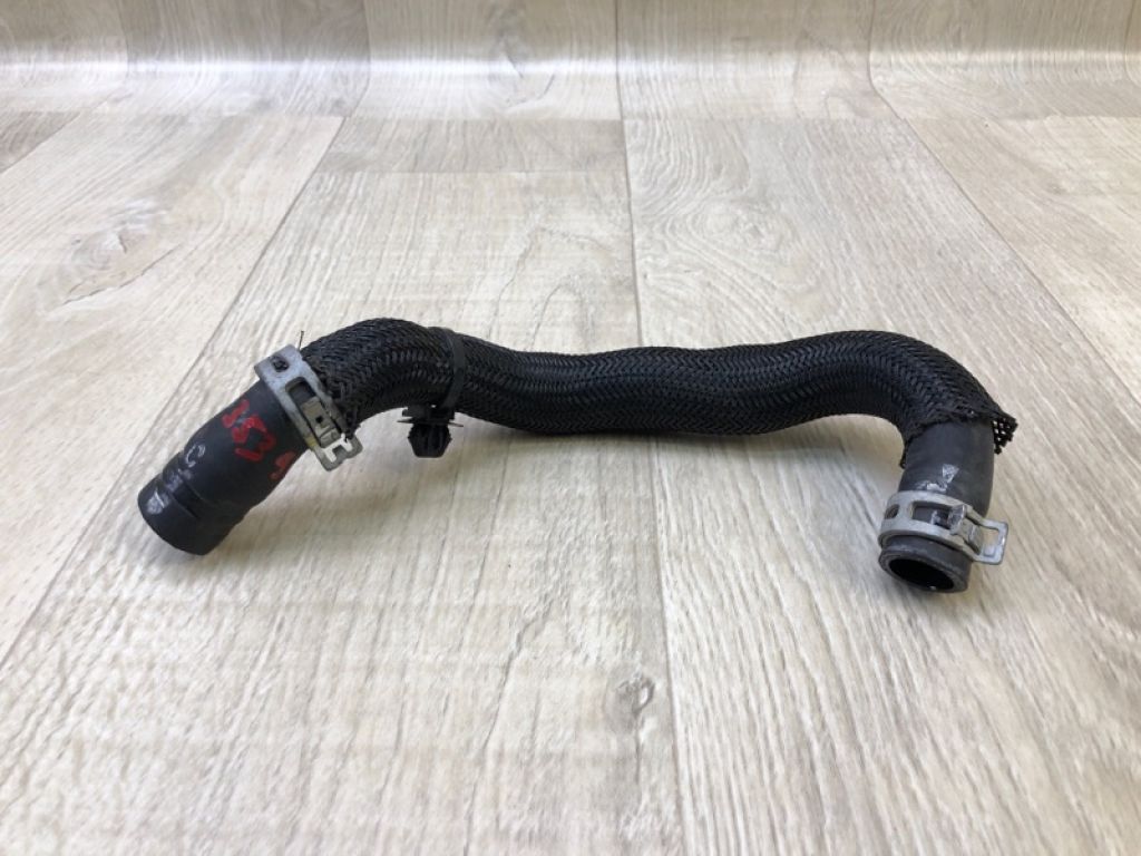 215B0-5CA5A | Патрубок интеркулера прав. INFINITI Q50 20-