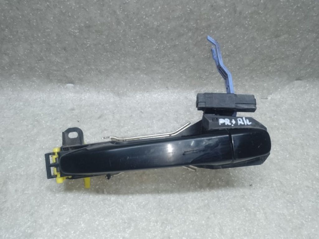 69211-74020-J0 | Ручка двери наружная задн. лев. TOYOTA PRIUS PLUS 11-14