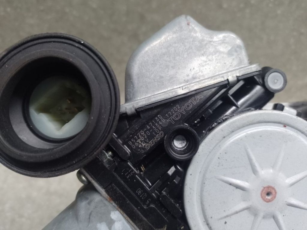 69802-21010 | Склопідйомник задн. лів. TOYOTA PRIUS PLUS 11-14 - Фото 4