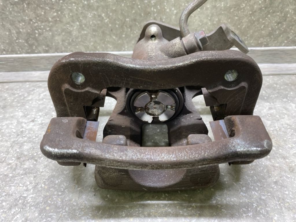 58300-1R300 | Супорт гальмівний задн. лів. HYUNDAI ACCENT RB 10- - Фото 3