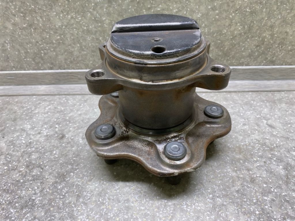 43202-1KA0A | Маточина колеса задн. NISSAN JUKE 10-19